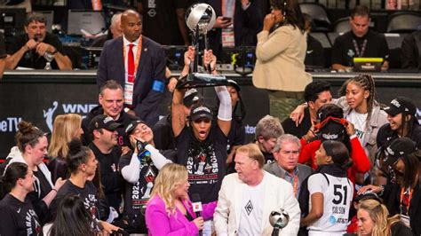 2024 WNBA championship odds, playoffs, season wins totals.